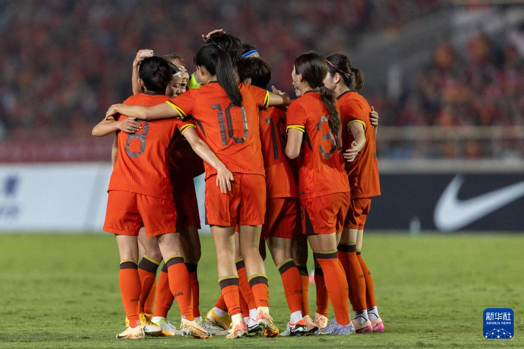 雷速体育下载-国际女足比赛中，中国队获得胜利
