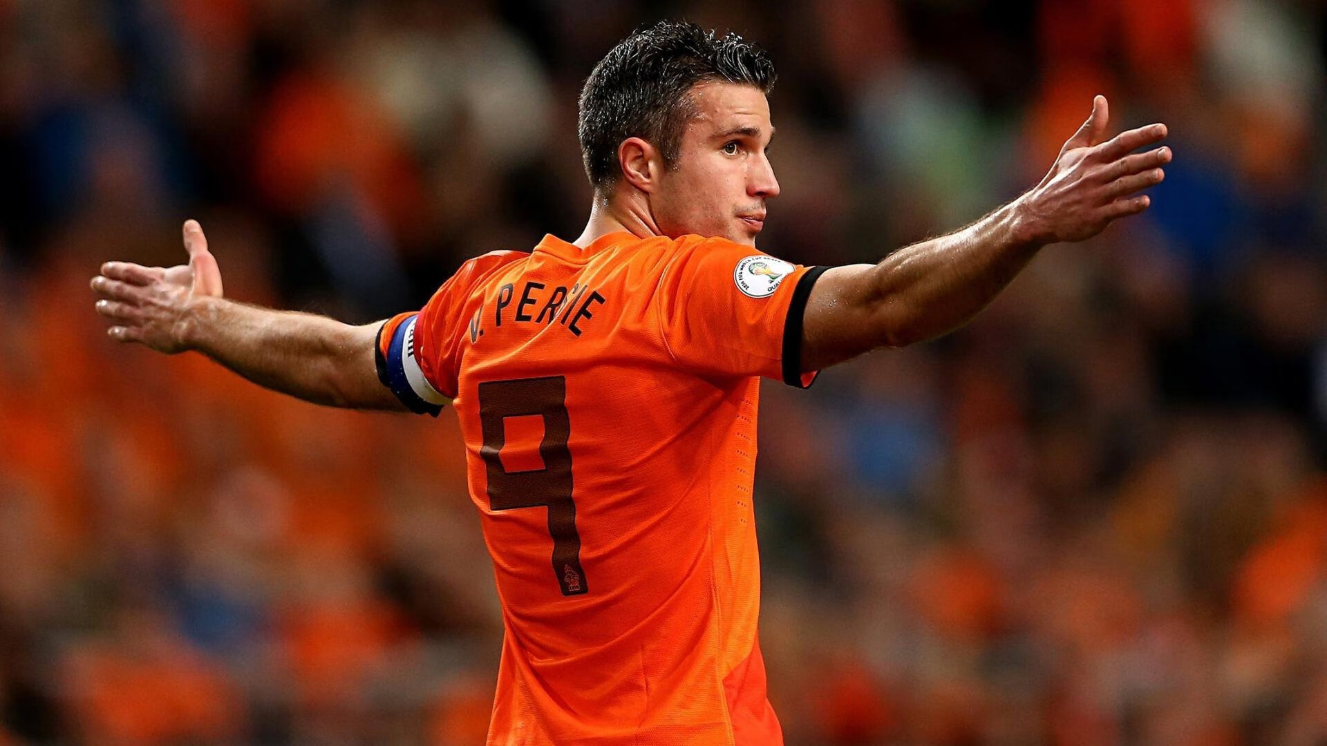 雷速官网-绿茵场与篮球馆的交响，当意甲焦点战遇见广厦淘汰勇士